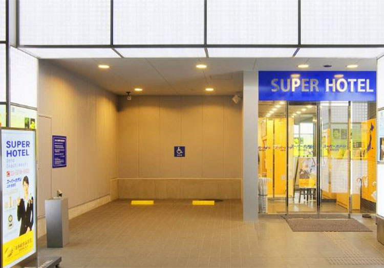 スーパーホテル上野・御徒町 × フロント