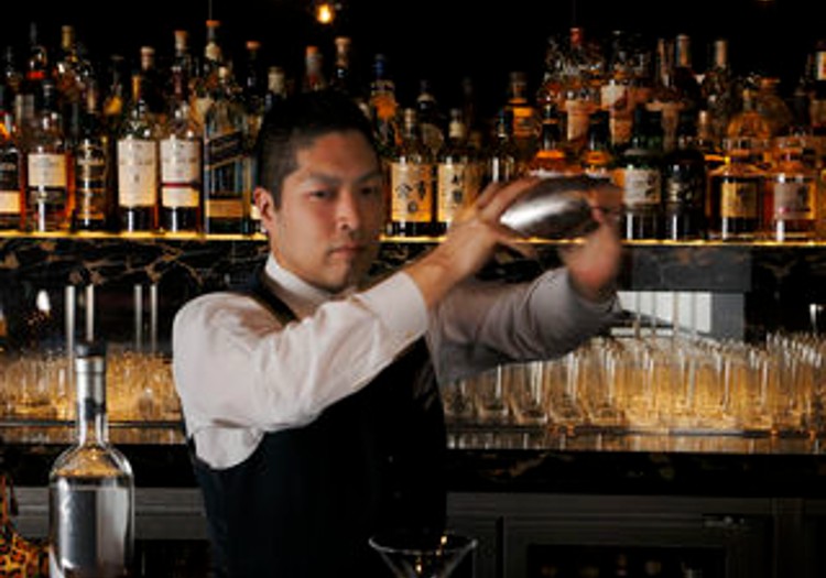 パレスホテル東京 × バーテンダー