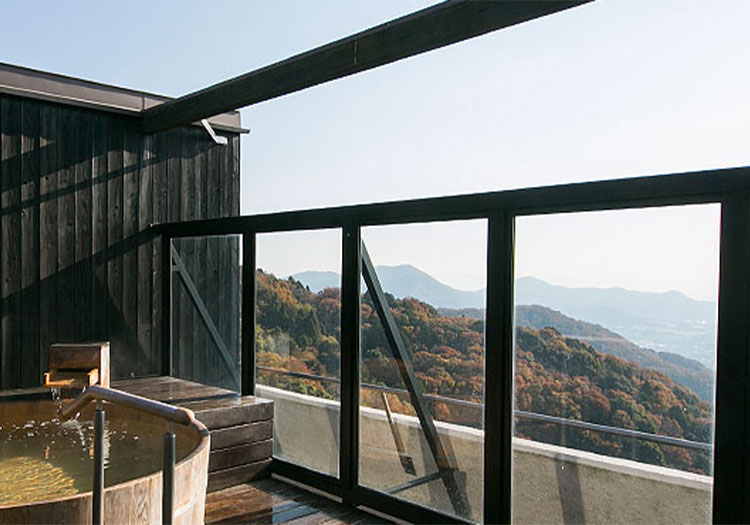 温泉からの眺めは絶景です！