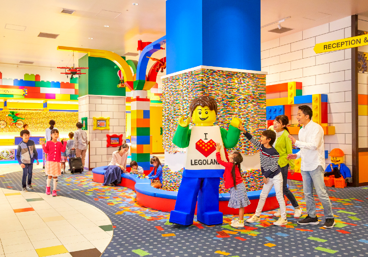 カラフルなレゴ(R)ブロックの世界が広がる「LEGOLAND(R) Japan Hotel」