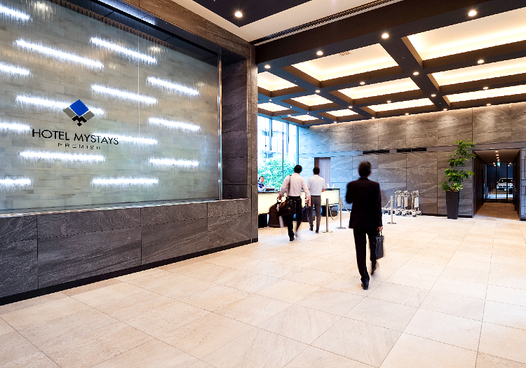 洗練されたデザインの空間で、ビジネス～観光まで幅広い用途でご利用いただいています。