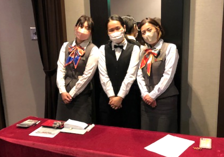 グランパークホテルエクセル福島恵比寿 × サービススタッフ