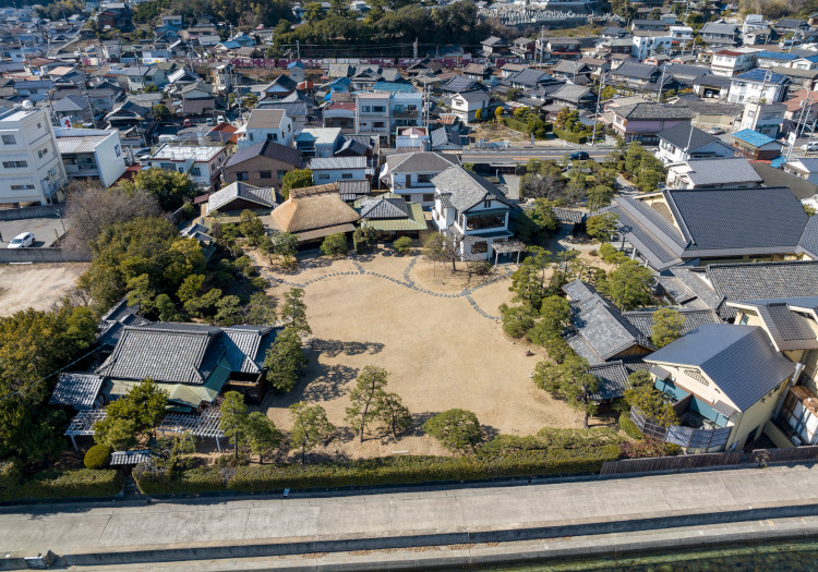 尾道の迎賓館として愛されてきた西山別館を、磨き直してよみがえらせた老舗旅館です