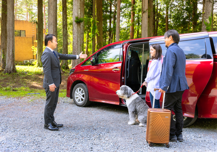 “いってらっしゃいませ”と“おかえりなさいませ”は、旅先の大家族としてのご挨拶