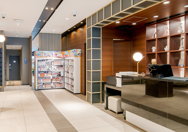 クインテッサホテル大阪心斎橋 × フロント