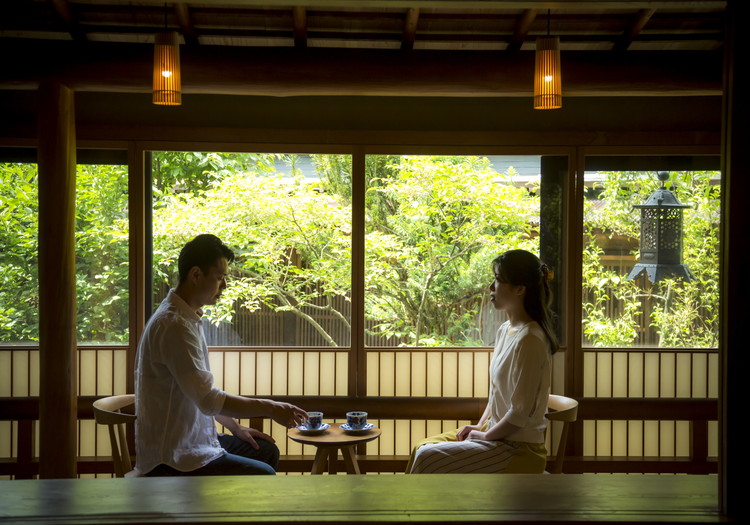 古き良き時代を感じさせる雰囲気で、癒しのひとときをご提供。