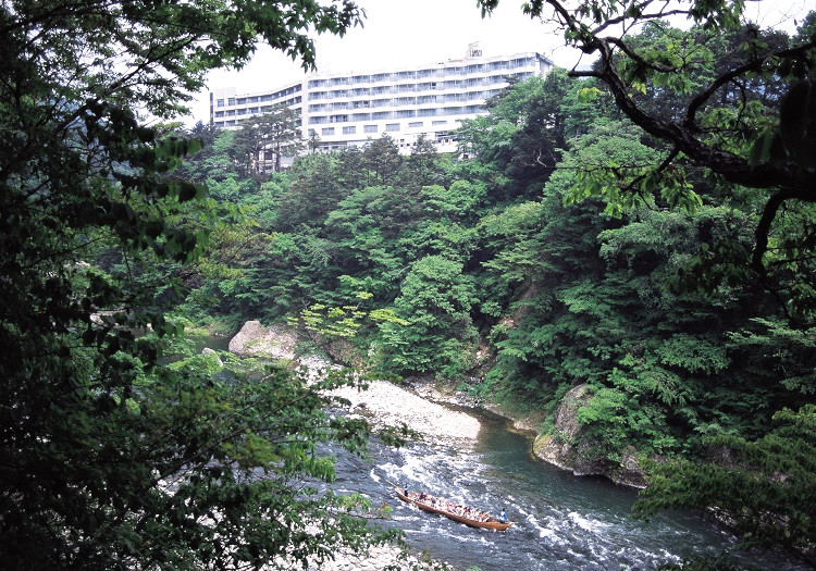 東日本エリアを中心に、現在49の宿泊施設を運営しています