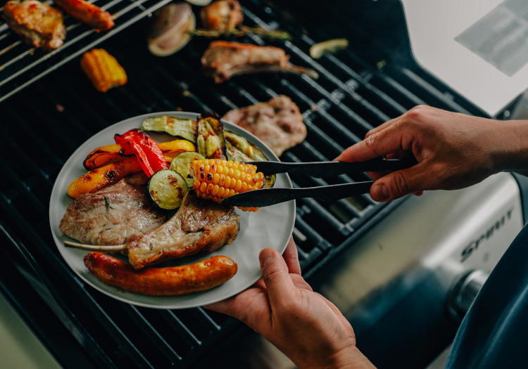 BBQ、イタリアン、しゃぶしゃぶ、火鍋など多彩なお料理をご提供しています