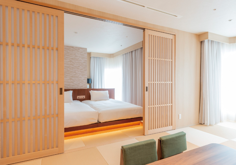 ホテルスプリングス幕張 × 総務・経理・人事