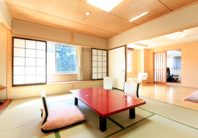 北海道登別温泉　旅亭花ゆら × 施設管理