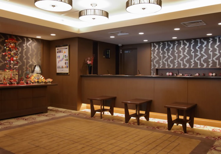 ホテル法華クラブ京都 × フロント