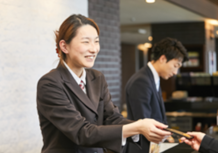 東証プライム上場の企業直営！しっかりとした経営基盤のもとで、安定のキャリアを
