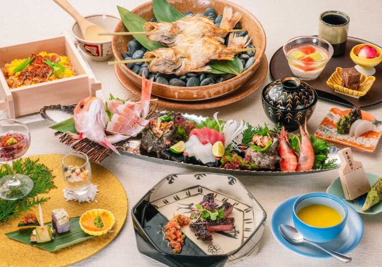 和会席料理では、山陰地方で作られた旬の食材をふんだんに使用しております
