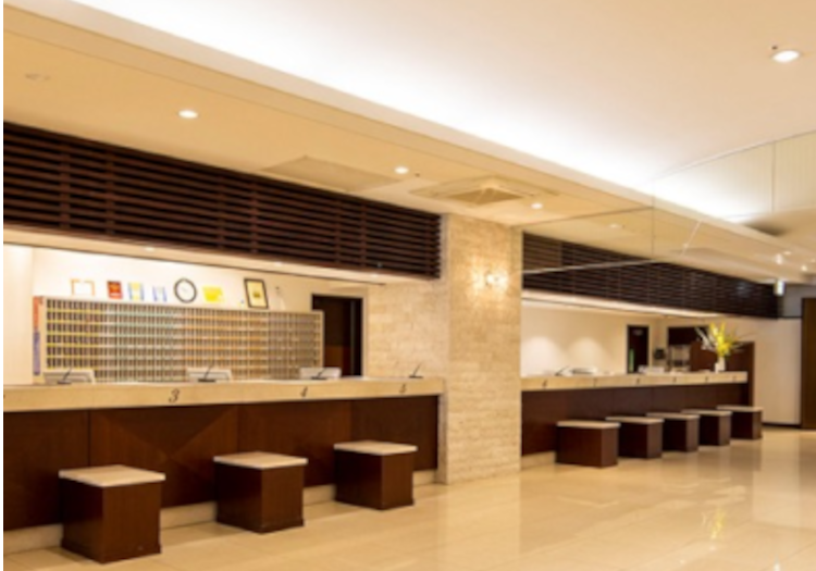 浦島観光ホテル株式会社（ホテル浦島・万清楼・山水館） × フロント