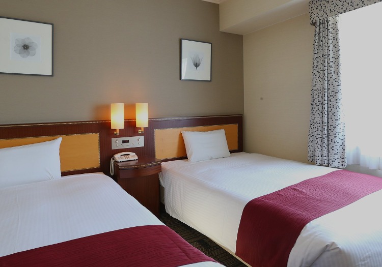 ホテル法華クラブ鹿児島 × フロント