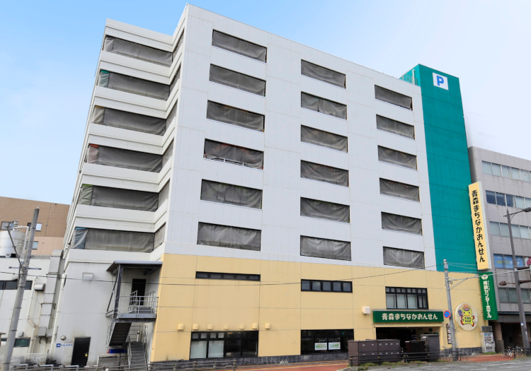 古川温泉の源泉が楽しめる「まちなか温泉」は、地元の方にも人気です。