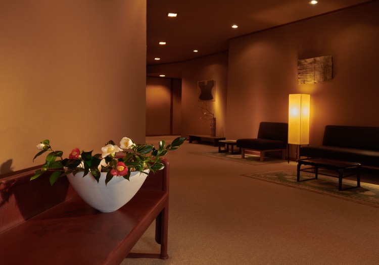 大人のための隠れ家であり、12歳以下のお子様は入館・宿泊不可