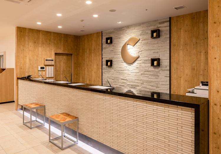 駅から徒歩1分！アクセス抜群の立地で国内外からのお客様をお迎えしています