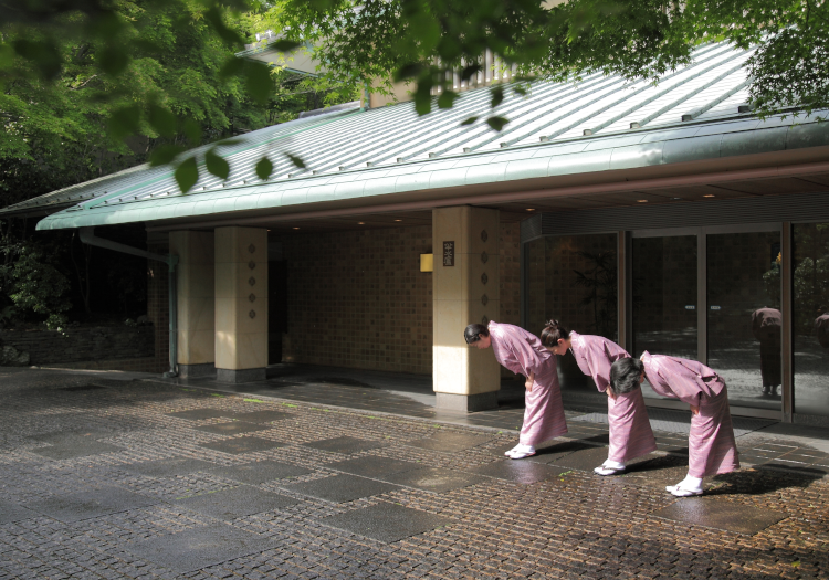 旅亭半水盧 × マネージャー・支配人（宿泊部門）