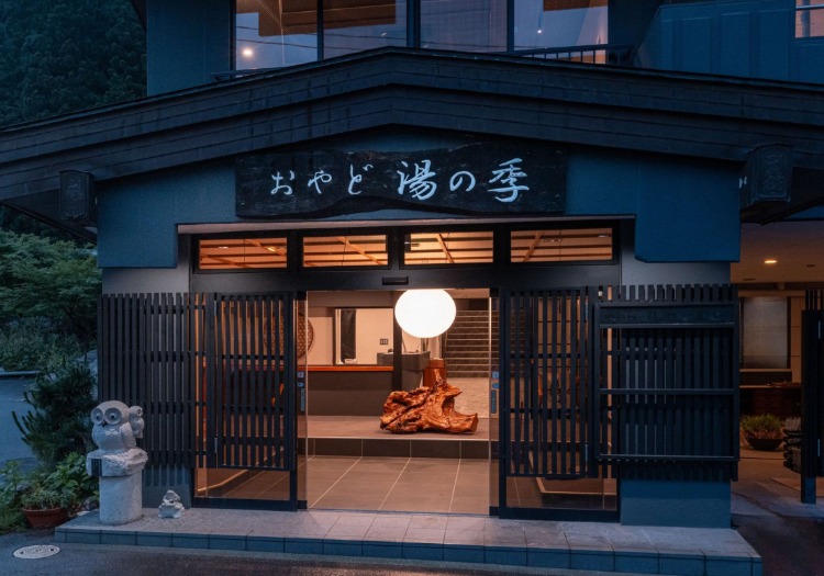 当館は栃木の中でも、盛者必衰の理を体現した一門との関わりが深い地にあります。