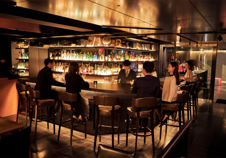 コンセプトは「都会のアジト」。マニュアル を超える裁量でこの空間を動かす