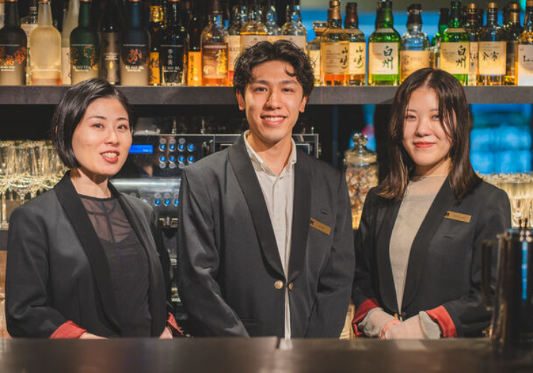 ホテル＆レジデンス六本木 × フロント