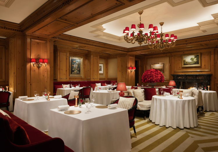 大阪の高級レストランとして、多彩な世界各国の料理をご用意しています。