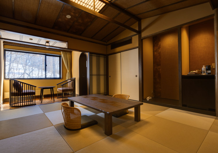 すべての客室にかけ流し温泉完備！プライベート空間で極上のリラックス時間。