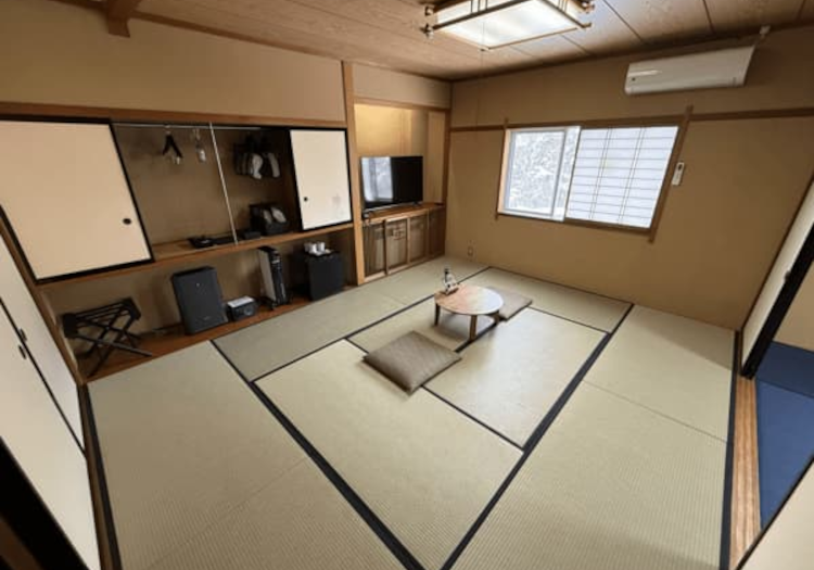 落ち着き溢れる客室。旅のスタイルに合わせて選べるよう様々なタイプをご用意。