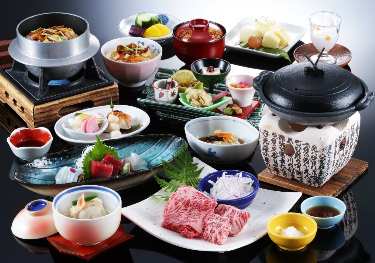 京都や丹波の豊かな食材を活かした和食を提供。意欲次第でメニュー開発にも携われます