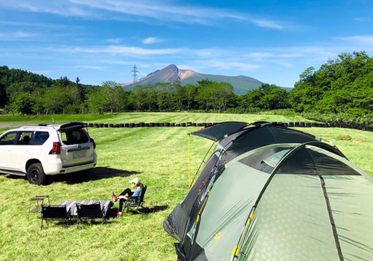 広大な敷地が特徴！夏はキャンプやゴルフ、冬はスキーやスノボが楽しめます。