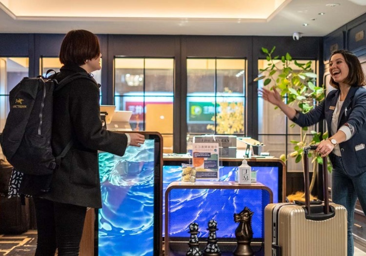 国内外の多様なお客様が訪れます。英語を活かして活躍できる環境です