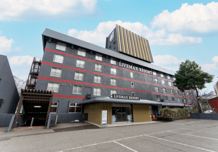 リブマックスリゾート 越後湯沢 × フロント