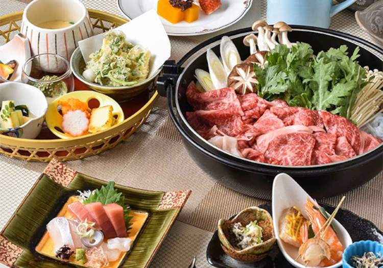 愛犬とご利用できるレストランもご用意。旬の食材を活かした料理は当施設の自慢です。