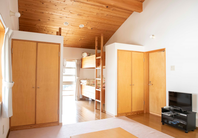 カフェや宿泊施設も常設しており、様々な楽しみ方ができる施設です。