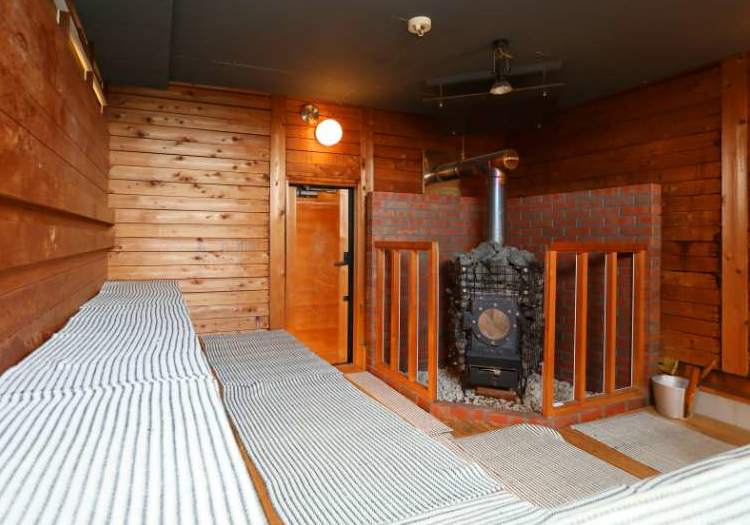 極上な癒し時間をお届けするため、本格的なアウトドアサウナもご用意。