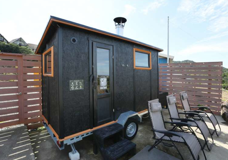 極上な癒し時間をお届けするため、本格的なアウトドアサウナもご用意。