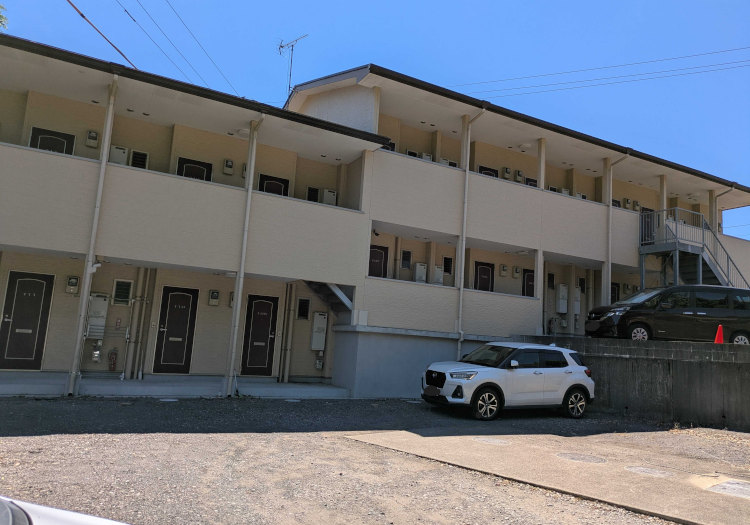 月～20,000円の単身寮あり！移住してきた先輩スタッフも多数活躍しています。