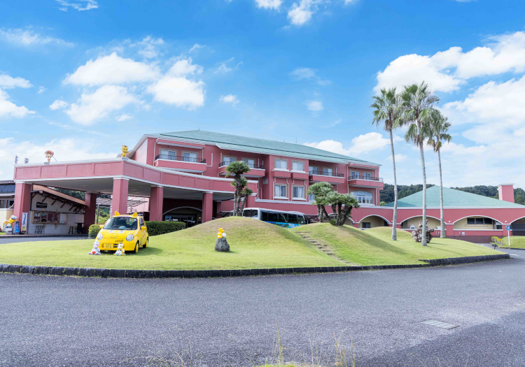 開放感溢れる圧倒的なロケーション。自然に囲まれながら心豊かに働けます。