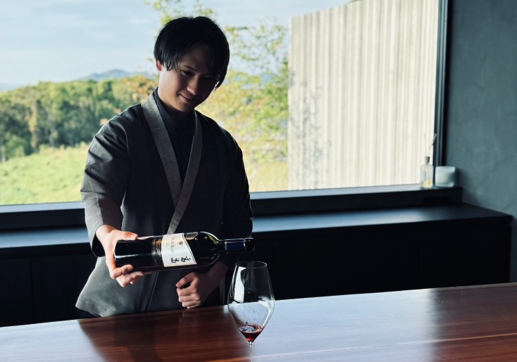 料理に合うお酒などもご提案。ペアリングの知識も学べます。