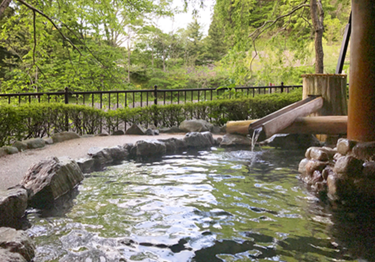 株式会社はるみや旅館 渓流沿いに佇む全10室の旅館で、お客様の心を癒やす特別なおもてなしを。