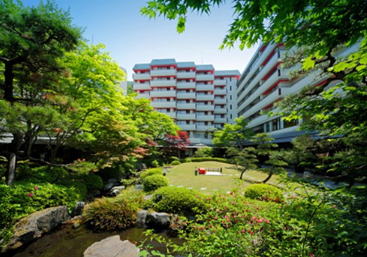 鬼怒川グランドホテル株式会社 創業58年を迎える老舗ホテル。来年・別館静龍リニューアル予定のため増員中！
