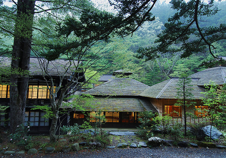 有限会社法師温泉長寿館 明治8年創業。創業140年以上の歴史ある温泉旅館ではたらきませんか