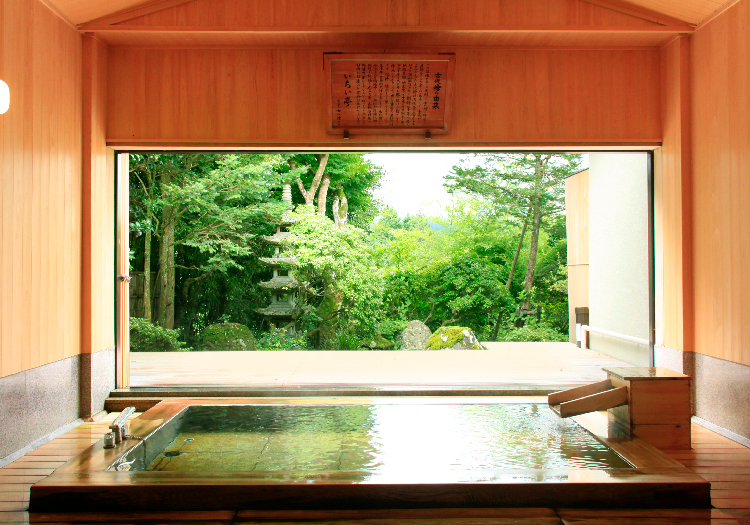 料亭旅館いちい亭 無料の単身寮あり！箱根の本格料亭旅館で「人が人を紡ぐ接客」が身につく