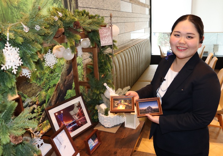 実力重視！開業から年数が浅く、若手が生き生きと働けるフラットな職場 京王電鉄100％出資の子会社という強固なバックグラウンドを持ちながらも、開業から年数が浅く平均年齢は29歳と、現場では多数の若手社員が活躍しており、フレッシュなエネルギーに溢れています。風通しがよく柔軟に意見を言い合える、フラットな環境です。また、課や担当が細分化されていないため、宿泊全般のあらゆる業務を経験することができる他、年功序列の他に能力本位で査定が行われるため、早い段階での昇進など、柔軟にキャリアを構築することができます。