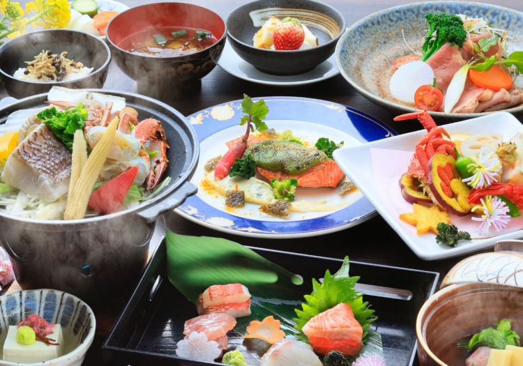 伊豆一碧湖レイクサイドテラス × 和食