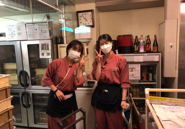 錦水館 × 仲居