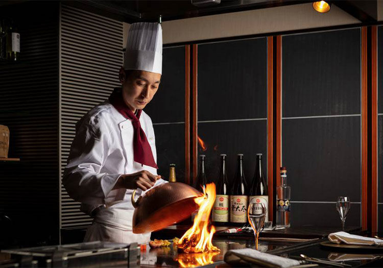 ホテルサイプレス軽井沢 × 副料理長・スーシェフ