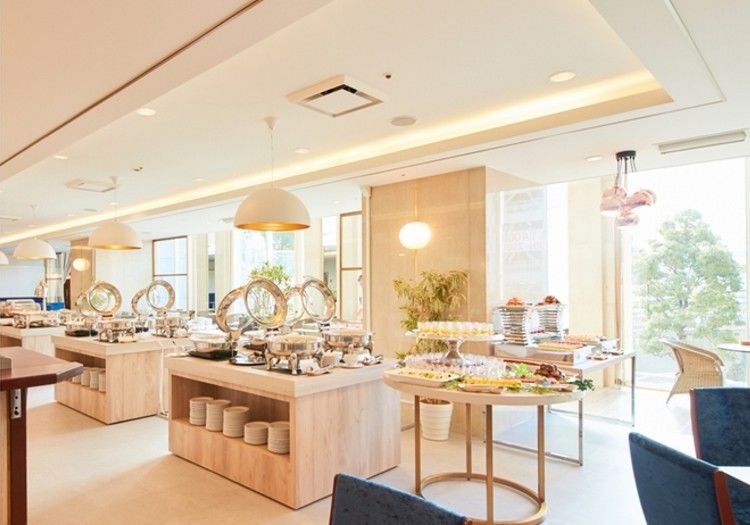 レンブラントホテル東京町田 × レストランサービス