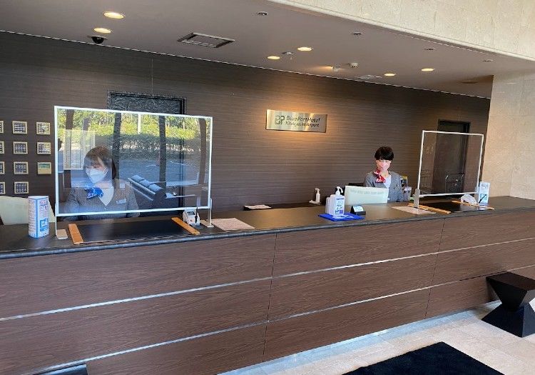ブルーポートホテル苅田北九州空港 × フロント
